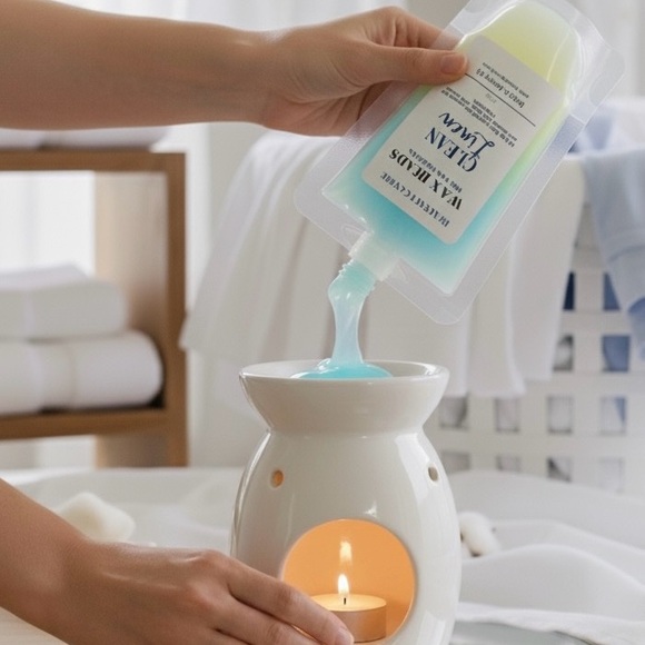 Clean Linen Squeezable Wax Melts. - Picture 4 of 5